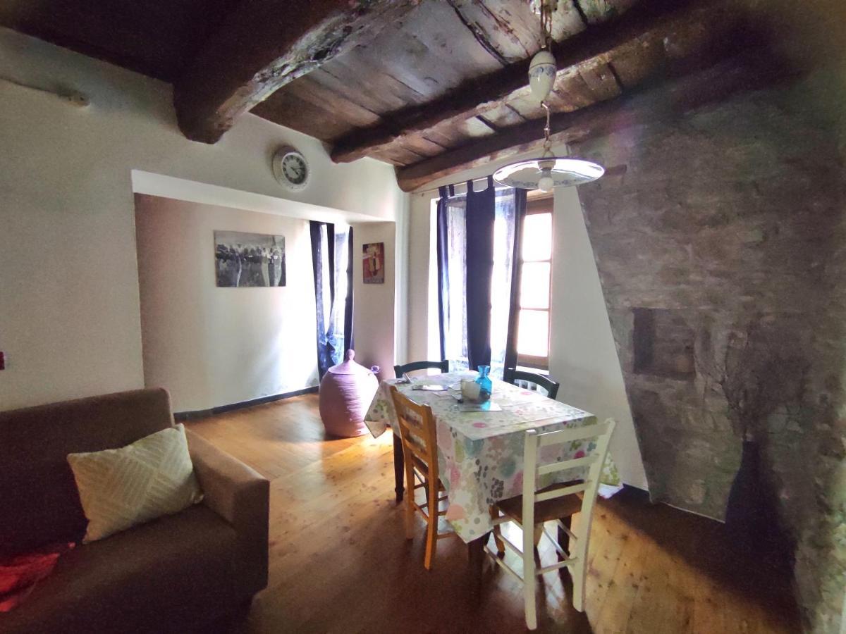 Antico Borgo Apartamento Brugnato Exterior foto