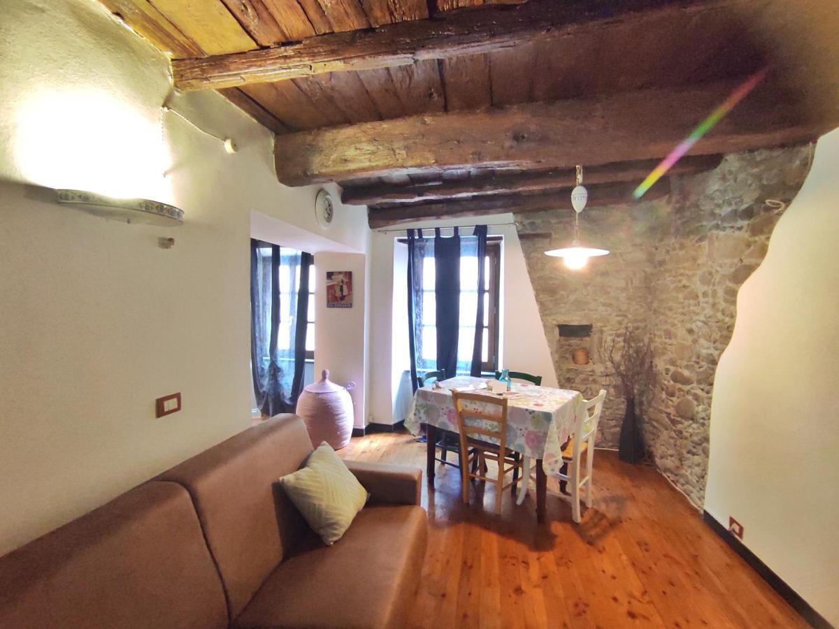 Antico Borgo Apartamento Brugnato Exterior foto